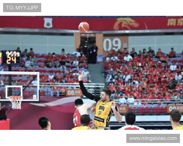 白边夺CBA最佳防守球员 上海投资大赚